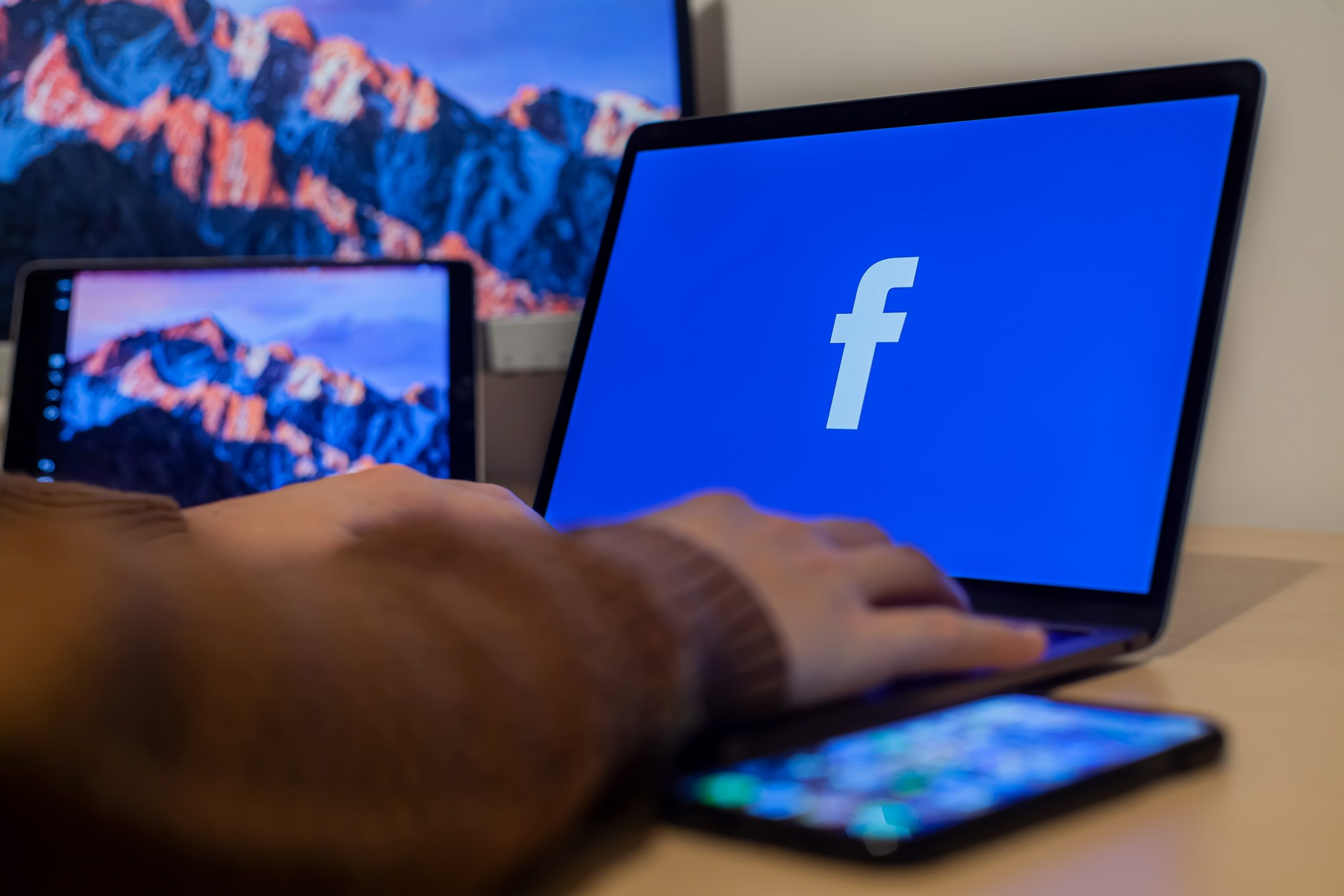 Les astuces pour gagner de l'argent avec une page Facebook