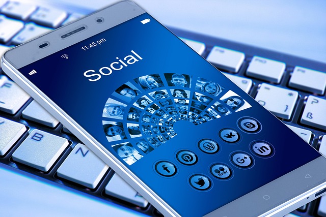 Influence des médias sociaux sur la manière dont les gens voient le monde